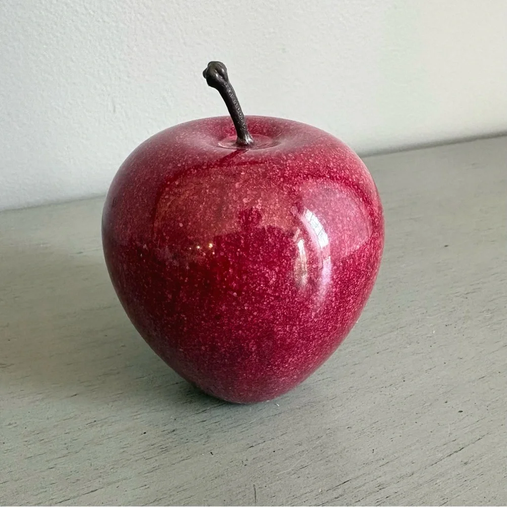 VTG Alabaster Speckled Red Marble Apple Home Accent Paperweight 3 IN Teacher